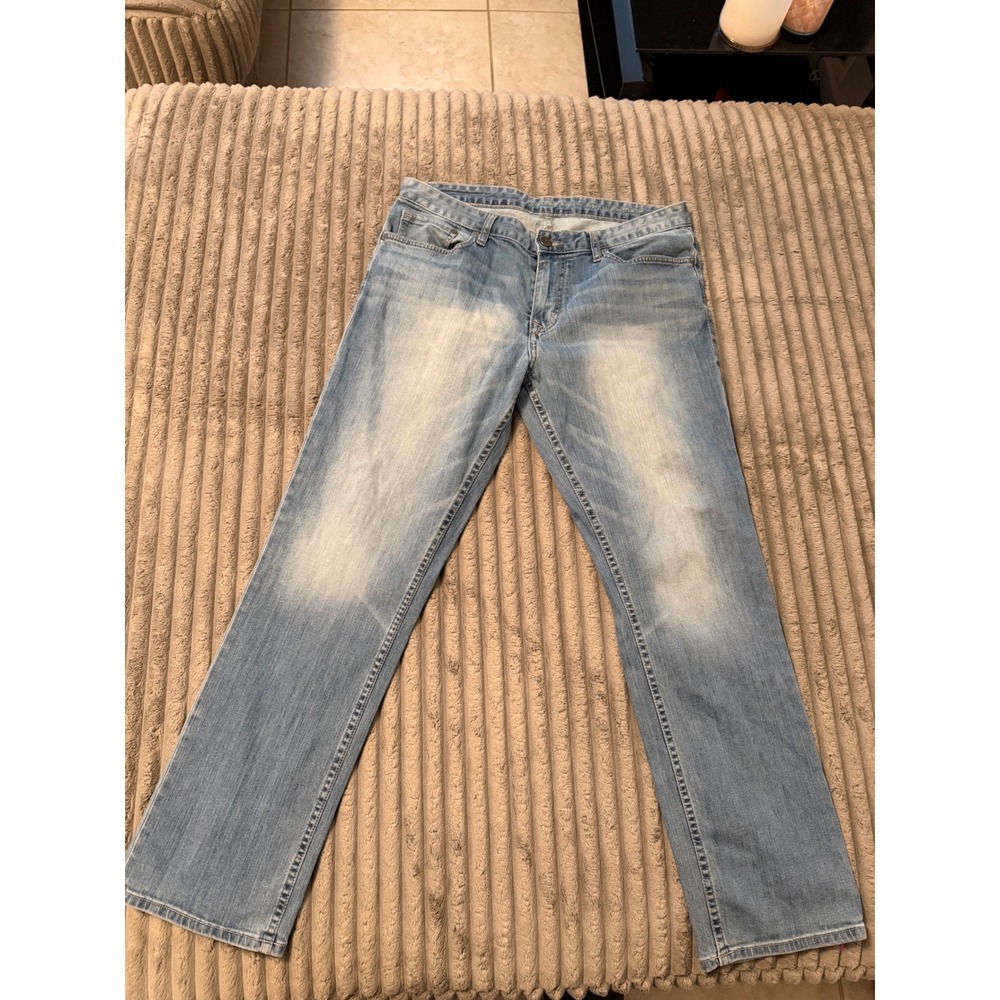Calvin Klein Jeans Mens 34x30 Light Wash Slim Straight Denim Blue RN36543